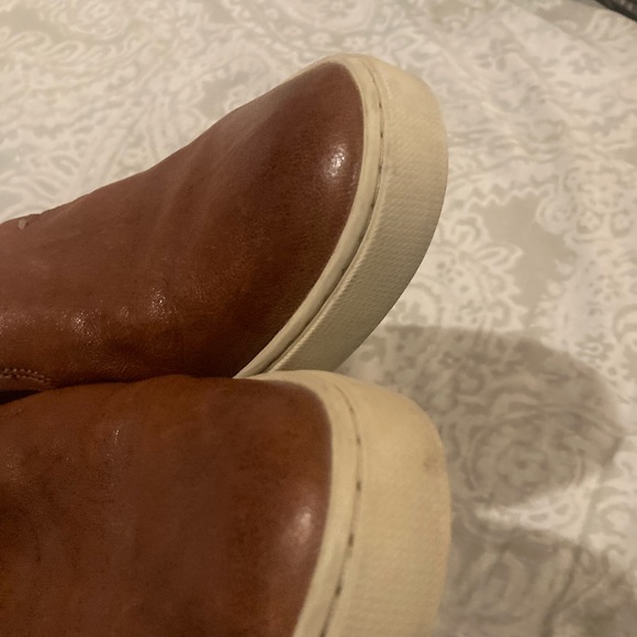 Frye Ivy Slip On - Picture 6 of 13